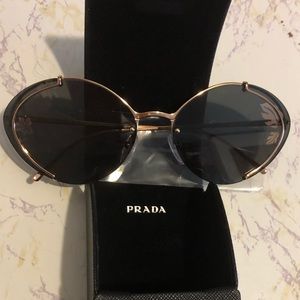 Prada Hibiscus sunglasses *NEW UNUSED*